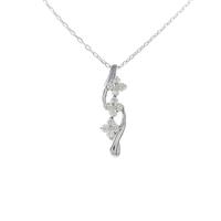 K18WG フラワー ダイヤモンドネックレス