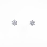 PT ソリティア ダイヤモンドピアス