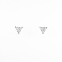 【リメイク】プラチナダイヤモンドピアス 0．283ct・0．286ct・F・VS2?SI1・トリリアントカット