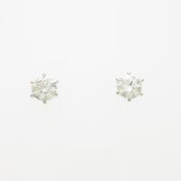 【リメイク】ST／プラチナダイヤモンドピアス 0．325ct・0．341ct・E・IF・EXT