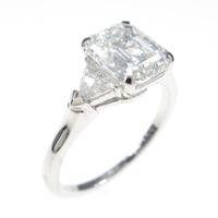 グラフ ダイヤモンドリング 1．85ct・H・VVS2