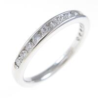 PT ハーフエタニティ ダイヤモンドリング