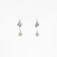 K18WG ダイヤモンドピアス