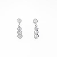 PT ダイヤモンドピアス