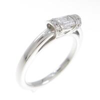 プラチナダイヤモンドリング 0．323ct・F・VS1・エメラルドカット
