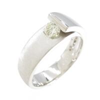 PT ダイヤモンドリング