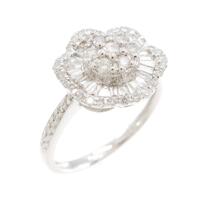 K18WG フラワー ダイヤモンドリング