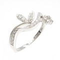 K18WG フラワー ダイヤモンド リング 0.20CT
