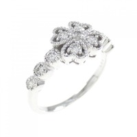 K18WG クローバー ダイヤモンド リング 0.20CT