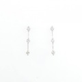 K18WG スリーストーン ダイヤモンド ピアス 0.30CT