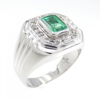 PT エメラルド リング 0.85CT