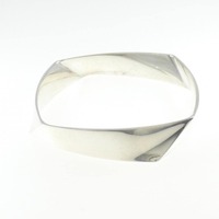 ティファニー トルク バングル