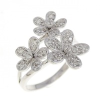 K18WG フラワー ダイヤモンド リング 0.25CT