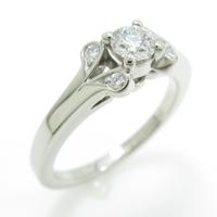 カルティエ バレリーナ リング 0．18ct