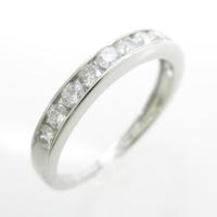 PT ハーフエタニティ ダイヤモンドリング