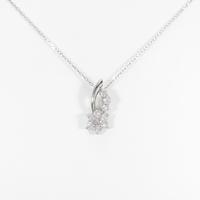 PT フラワー ダイヤモンドネックレス