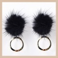 2WAYファーピアス