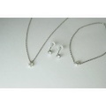 One Diamond　プラチナ 　　ネックレス、ピアス、ブレスレットの組み合わせ