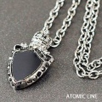 【これひとつで◎】ブラックストーン★クラウン＆プレートネックレス