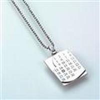 【送料無料】シルバーカレンダーネックレス(４月生まれ以外）