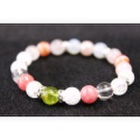 ８月のブレスレット