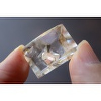 クォーツインクォーツ（貫入水晶）【18】天然石ルース・カボション（20×14mm）