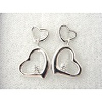 ハート＆ハートのK14WG(ホワイトゴールド)キュービックピアス [y060070]