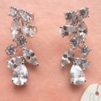 ブライダル【イヤリングorピアス】【シルバーorゴールド】　E-0902