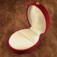 指輪ケース（赤）