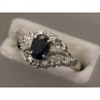 新着【PT900プラチナ】指輪　リング　サファイア0.97ｃｔ　ダイヤモンド0.21ｃｔ　9.5号　6.2ｇ　レディース　03939-0