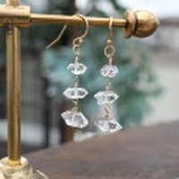 入手困難！ハーキマーダイヤモンド（水晶／クオーツ）のピアス