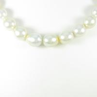 シルバークラスプ シロチョウパールネックレス