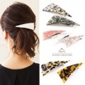 バレッタ　トライアングルべっ甲風バレッタ　三角バレッタ アセテートバレッタ べっ甲風 バレッタ ヘアアクセサリー　シンプルバレッタ　上品ヘアアクセサリー　レディース　バレッタ　髪留め 上品　トレンド　バレッタ　シンプルバレッタ　べっ甲風