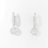 750WG フラワー ダイヤモンドピアス