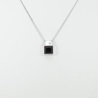 K18WG ガーネットネックレス