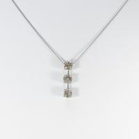 K18WG スリーストーン ダイヤモンドネックレス20％引き