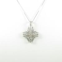 K18WG フラワー ダイヤモンドネックレス10％引き
