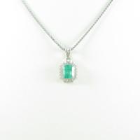 PT エメラルドネックレス