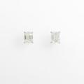 K18WG／K14WG ダイヤモンドピアス 1．008ct・1．048ct・L?M・VS2・エメラルドカット