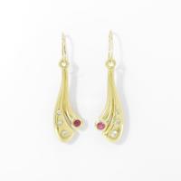 K18YG ルビーピアス