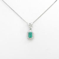 PT エメラルドネックレス