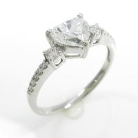 プラチナダイヤモンドリング 0．805ct・F・SI2・ハートシェイプ