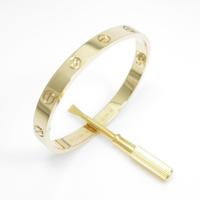 カルティエ ラブブレスレット 新型