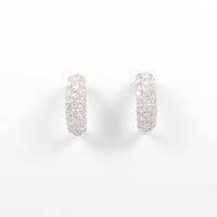 PT ダイヤモンドピアス