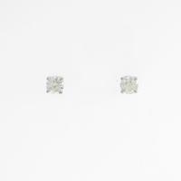 ティファニー ソリティア ピアス