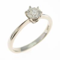 プラチナダイヤモンドリング 0．290ct・E・VS2・VG