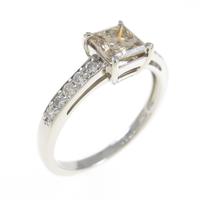 PT ダイヤモンドリング