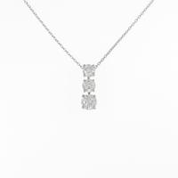 PT スリーストーン ダイヤモンドネックレス