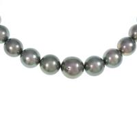 ミキモト クロチョウパールネックレス