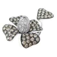 K18WG／K18BG フラワー ダイヤモンドリング